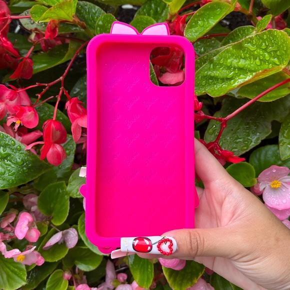 Barbie iPhone case 🎀 - Picture 9 of 10